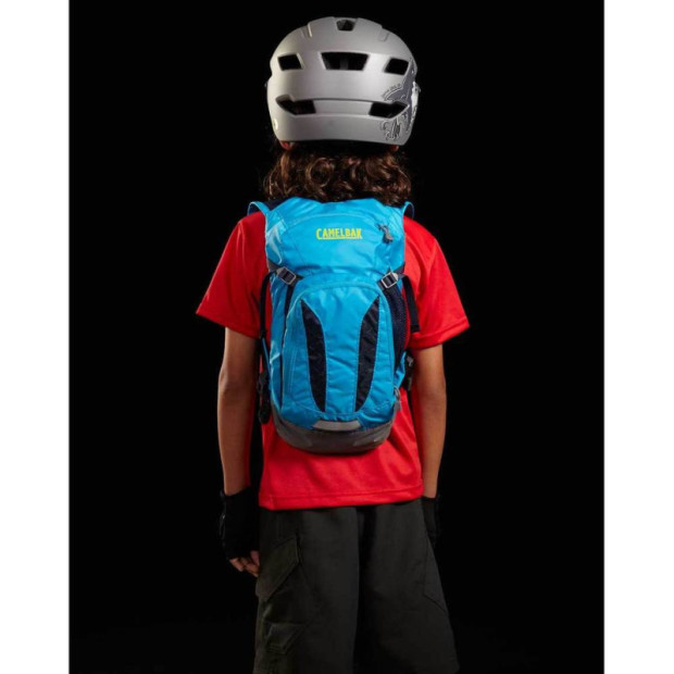 Camelbak Mini MULE Review - The BEST Hydration Pack for Kids!