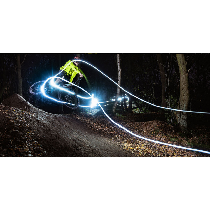 moon-sport-canopus-front-light